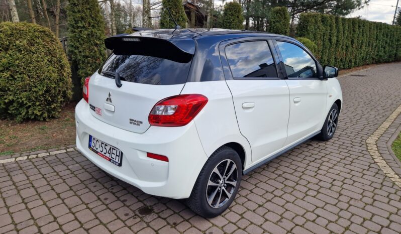 Auta małe MITSUBISHI Space Star 2016 Benzyna Manualna FWD (przód) Biały 5 5 Niemcy Matowy full