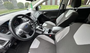 Ford Focus 1,6 benz. 1 Rok Gwarancja GetHelp w cenie ! full