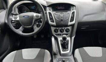 Ford Focus 1,6 benz. 1 Rok Gwarancja GetHelp w cenie ! full